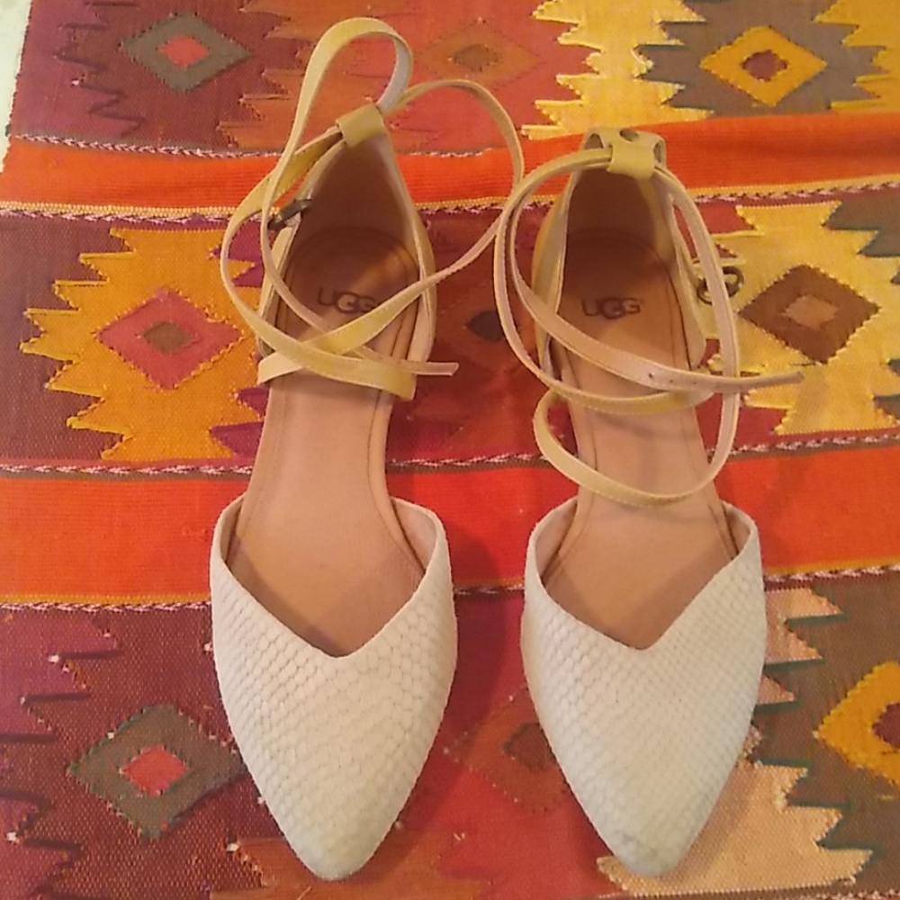 Ugg Izabela Mar, size 7
